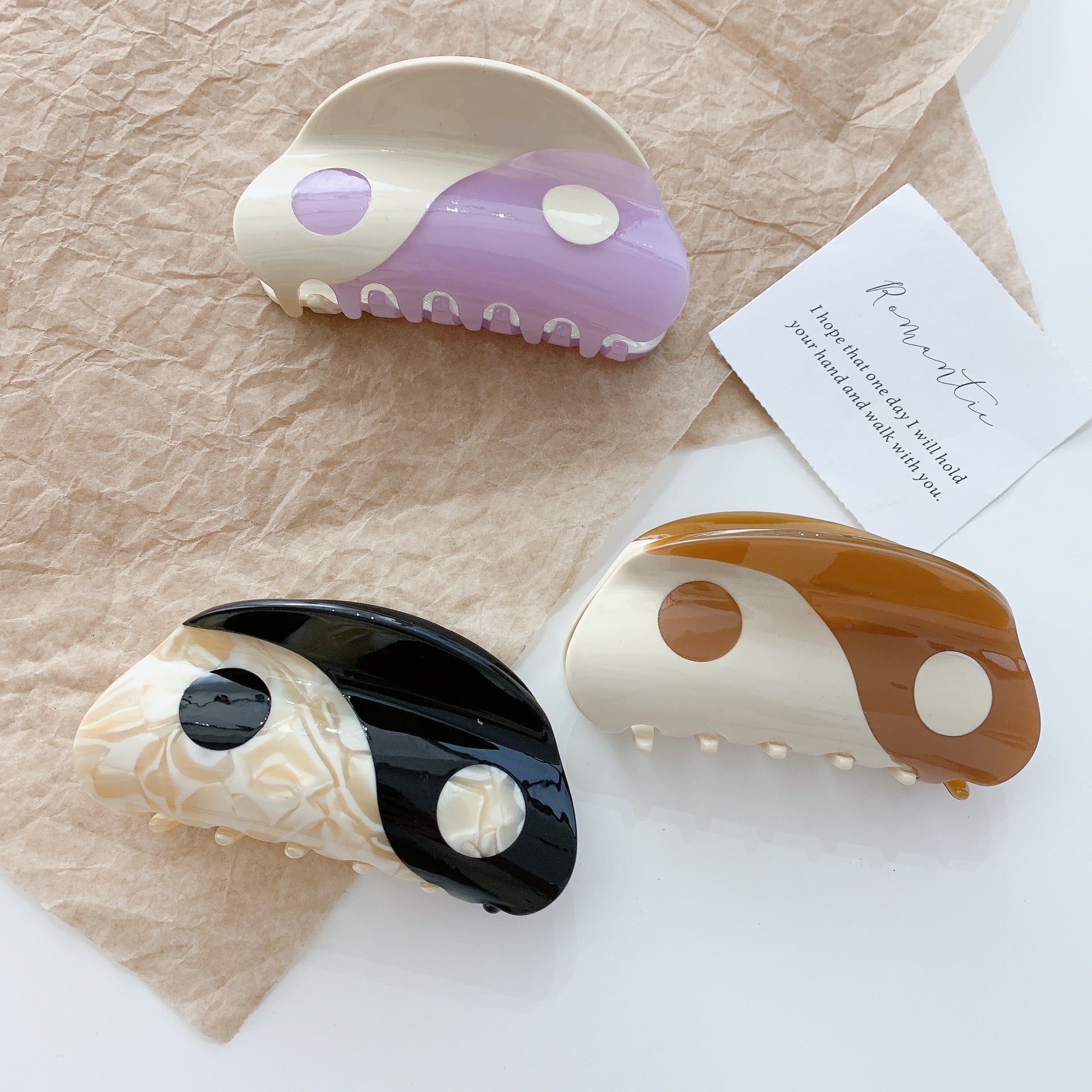 Yin and Yang Hair Claw - Super Durable & Fully Recyclable